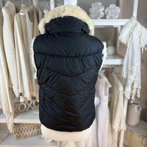 Big Chill sz. Small black vest, warm cozy, quilted puffer layering #4371 - Picture 4 of 9